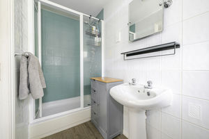 Photo 14- click for photo gallery